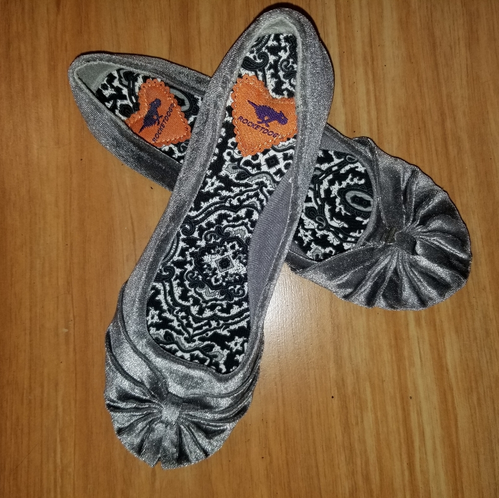 Gray Rocket Dog Round Toe Flats